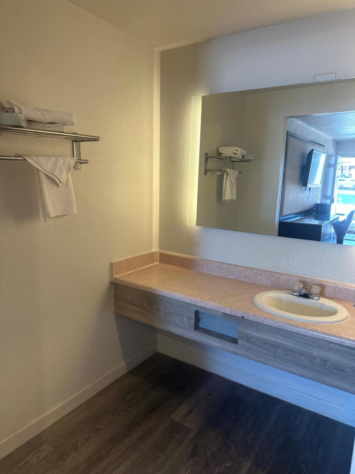 Go2 Inn & Suites By Relianse El Paso Esterno foto